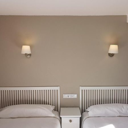 Hotel Roman Naveces Exterior foto